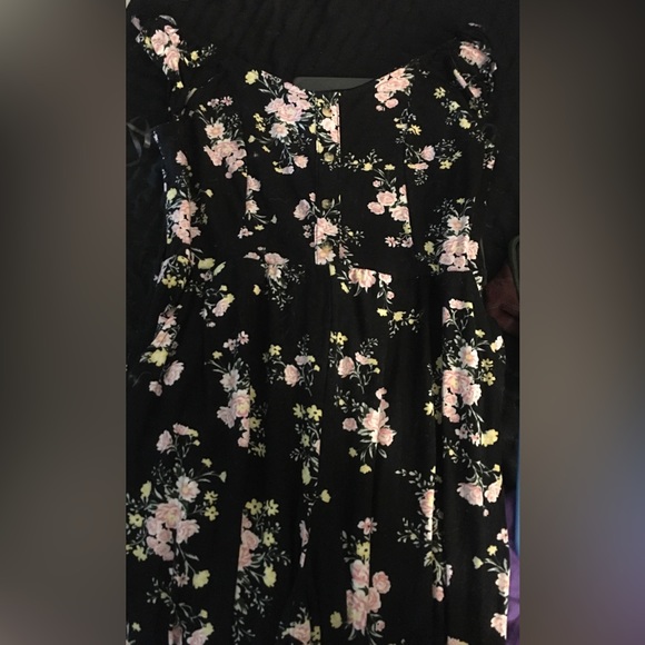 Floral jumpsuit - Picture 3 of 3